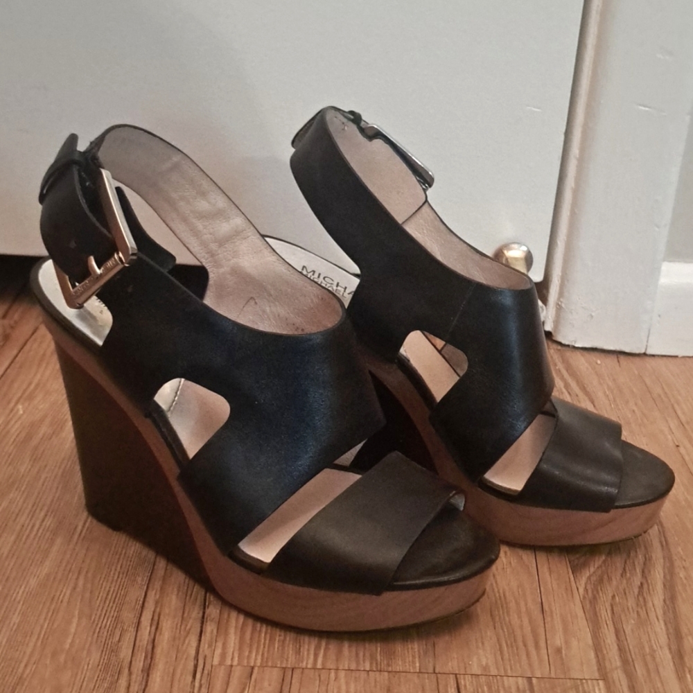 MICHAEL KORS Leather Wood Platform